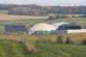 Méthaniseur agricole associé à des panneaux photovoltaiques dans les Vosges (Philippe Massit, OFB, 2024)