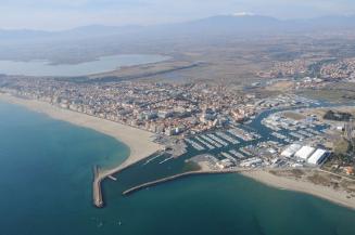 Le littoral urbanisé de Canet-port, à Canet-en-Roussillon (Renaud Dupuy de la Grandrive)